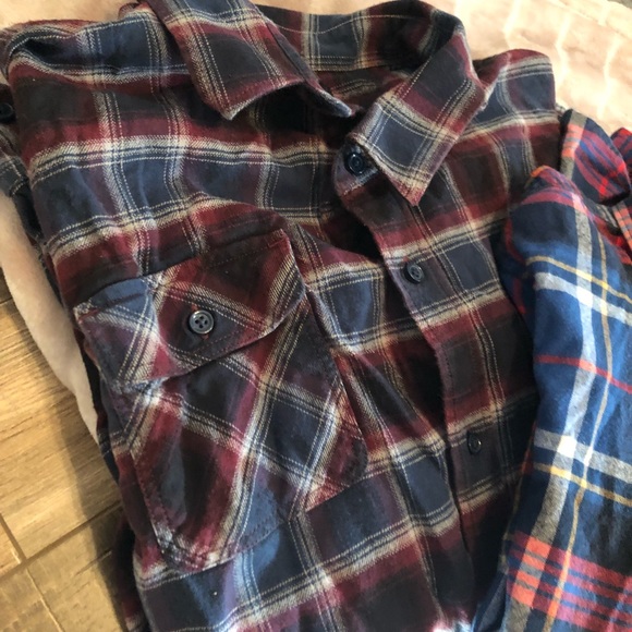 Men’s Flannels - Picture 2 of 4
